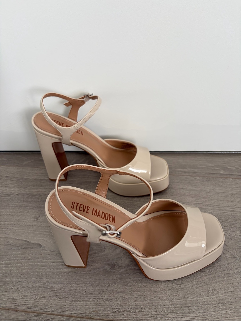 Steve Madden Liandra Platform Sandals - Picture 5 of 8